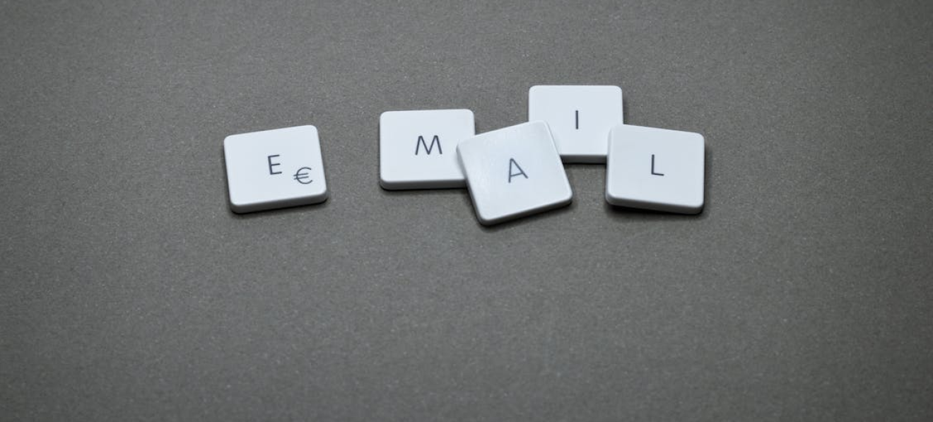 **email marketing, data-driven marketing, customer engagement, marketing analytics, personalized campaigns, marketing strategies, digital marketing, marketing metrics, email campaigns, marketing automation**